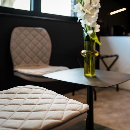 Les Thermes De Spa By La Cour De La Reine Hotel, Suites & Acces Gratuit Au Centre Thermal 외부 사진